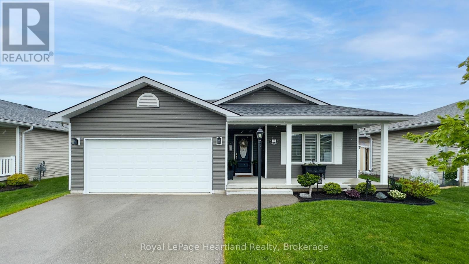 101 LAKE BREEZE DRIVE, Ashfield-Colborne-Wawanosh, Ontario