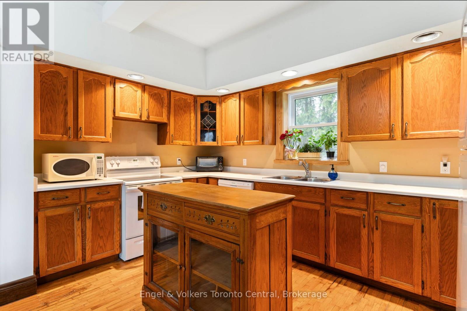 145693 Grey Rd 12 Road, Meaford, Ontario  N4L 1W5 - Photo 6 - X12170018