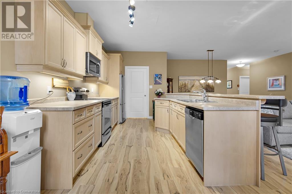 34 Oakwood Links Lane, Grand Bend, Ontario  N0M 1T0 - Photo 14 - 40732596