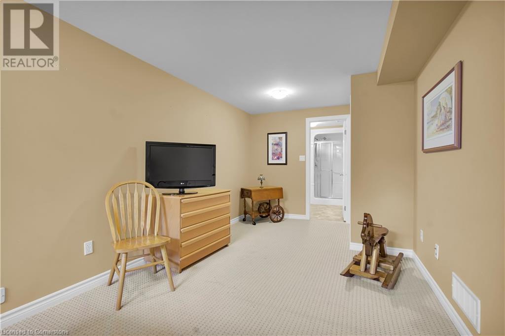 34 Oakwood Links Lane, Grand Bend, Ontario  N0M 1T0 - Photo 37 - 40732596