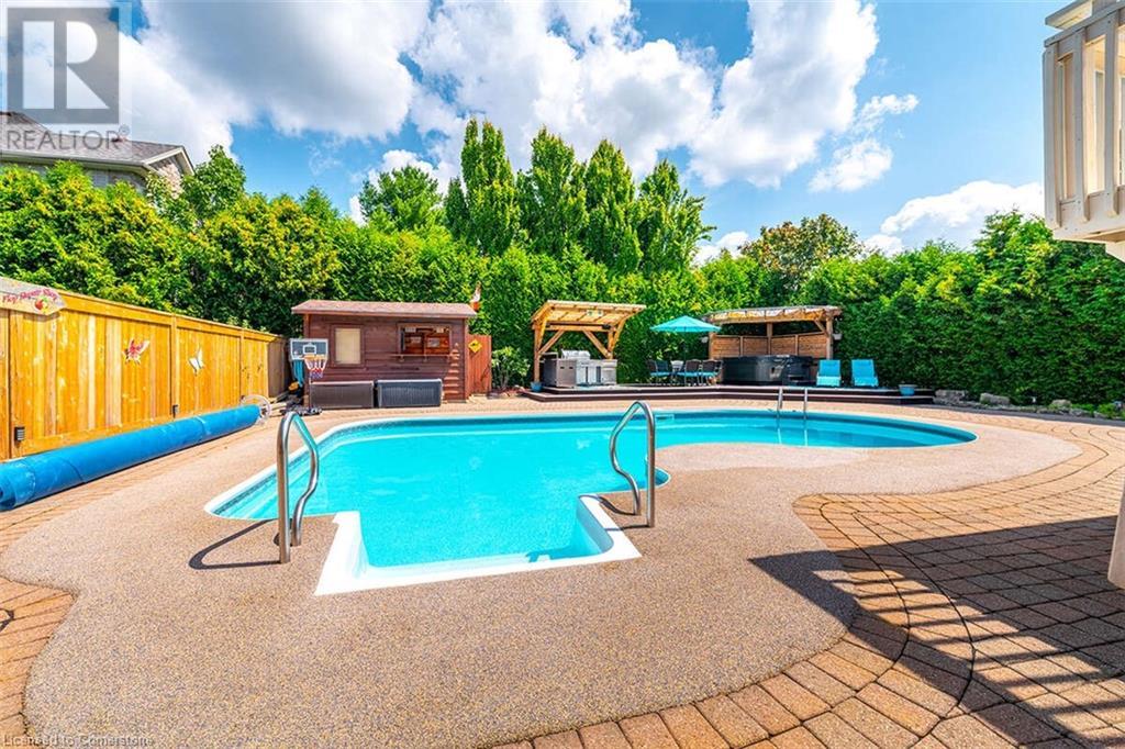 43 Hahn Valley Place, Cambridge, Ontario  N1T 1W7 - Photo 3 - 40733216