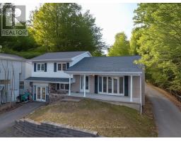 2 WILLIAM STREET, Parry Sound, Ontario