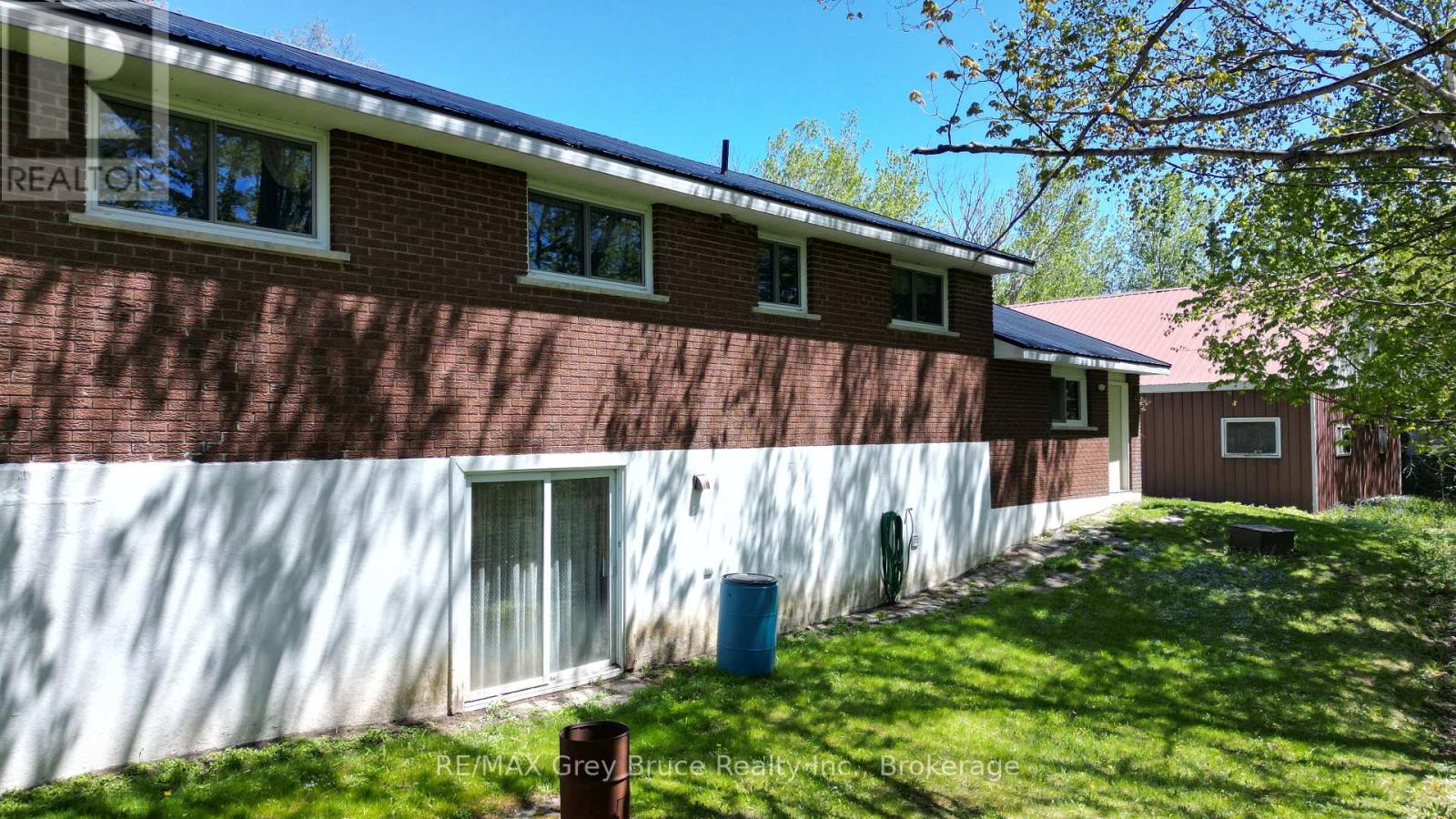 3527 Highway 6, Northern Bruce Peninsula, Ontario  N0H 1W0 - Photo 27 - X12170913