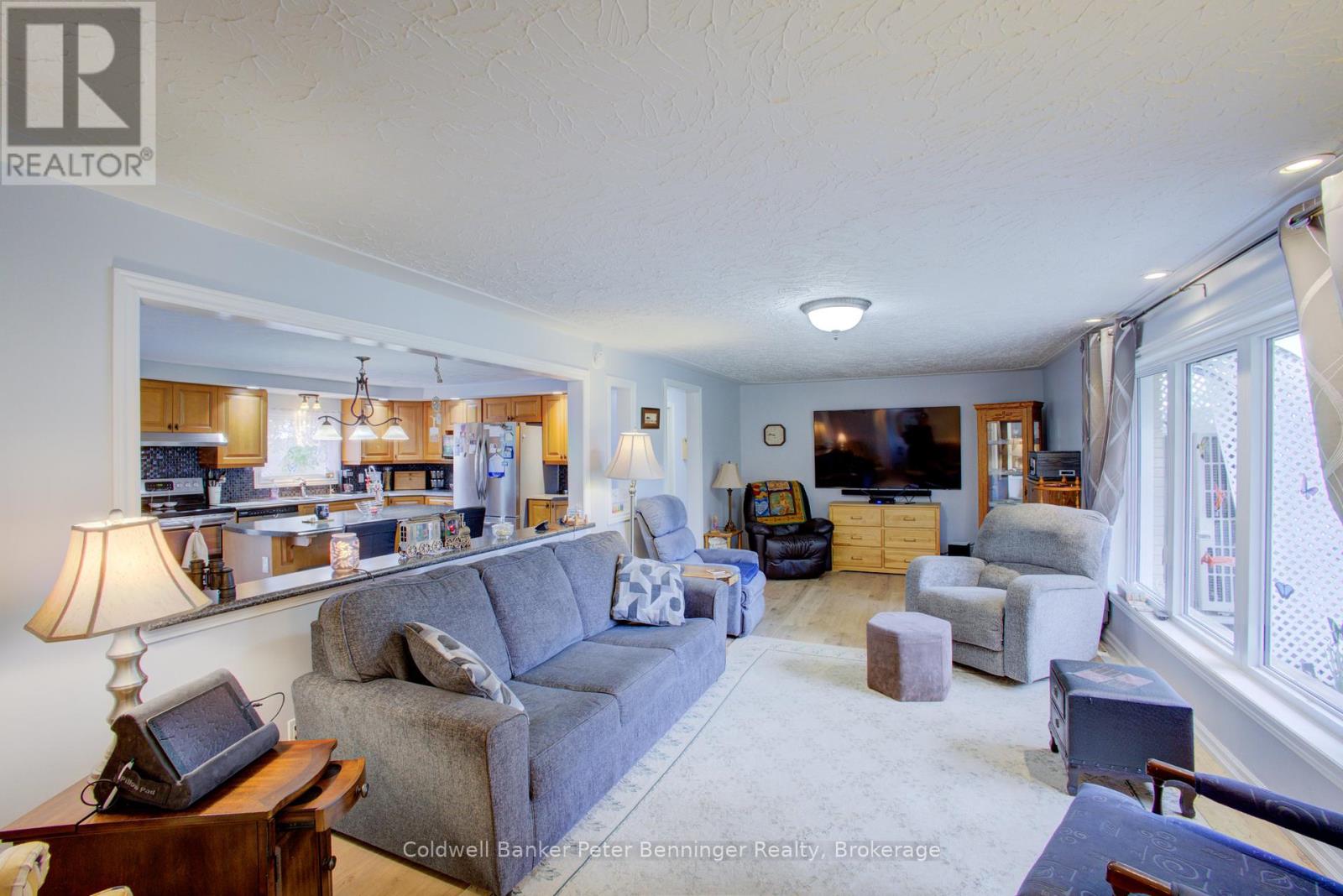 119 Main Street, Kincardine, Ontario  N0G 2T0 - Photo 11 - X12170922