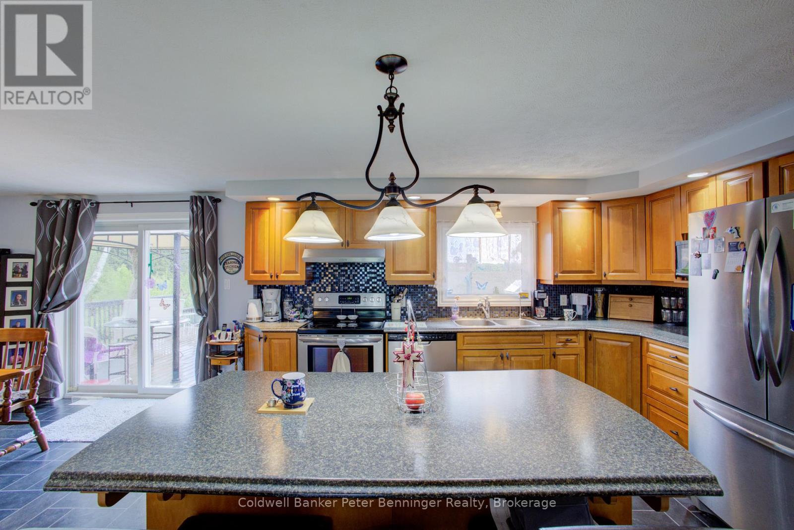 119 Main Street, Kincardine, Ontario  N0G 2T0 - Photo 7 - X12170922