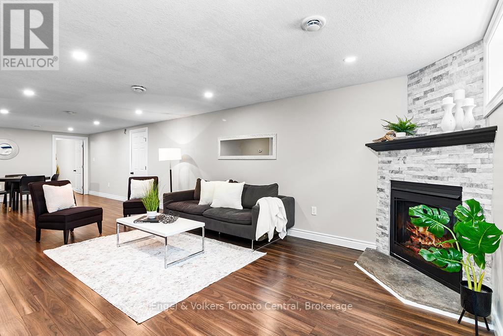 596 6th Avenue W, Owen Sound, Ontario  N4K 5E7 - Photo 25 - X12171174
