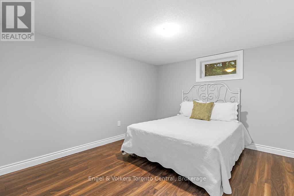 596 6th Avenue W, Owen Sound, Ontario  N4K 5E7 - Photo 30 - X12171174
