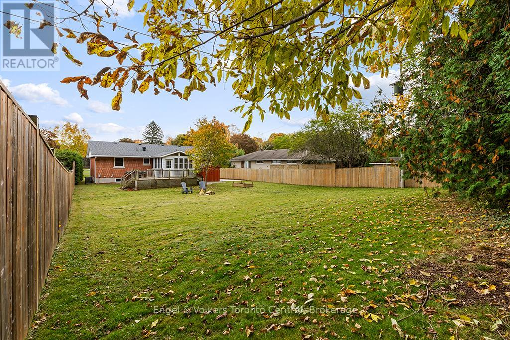 596 6th Avenue W, Owen Sound, Ontario  N4K 5E7 - Photo 37 - X12171174