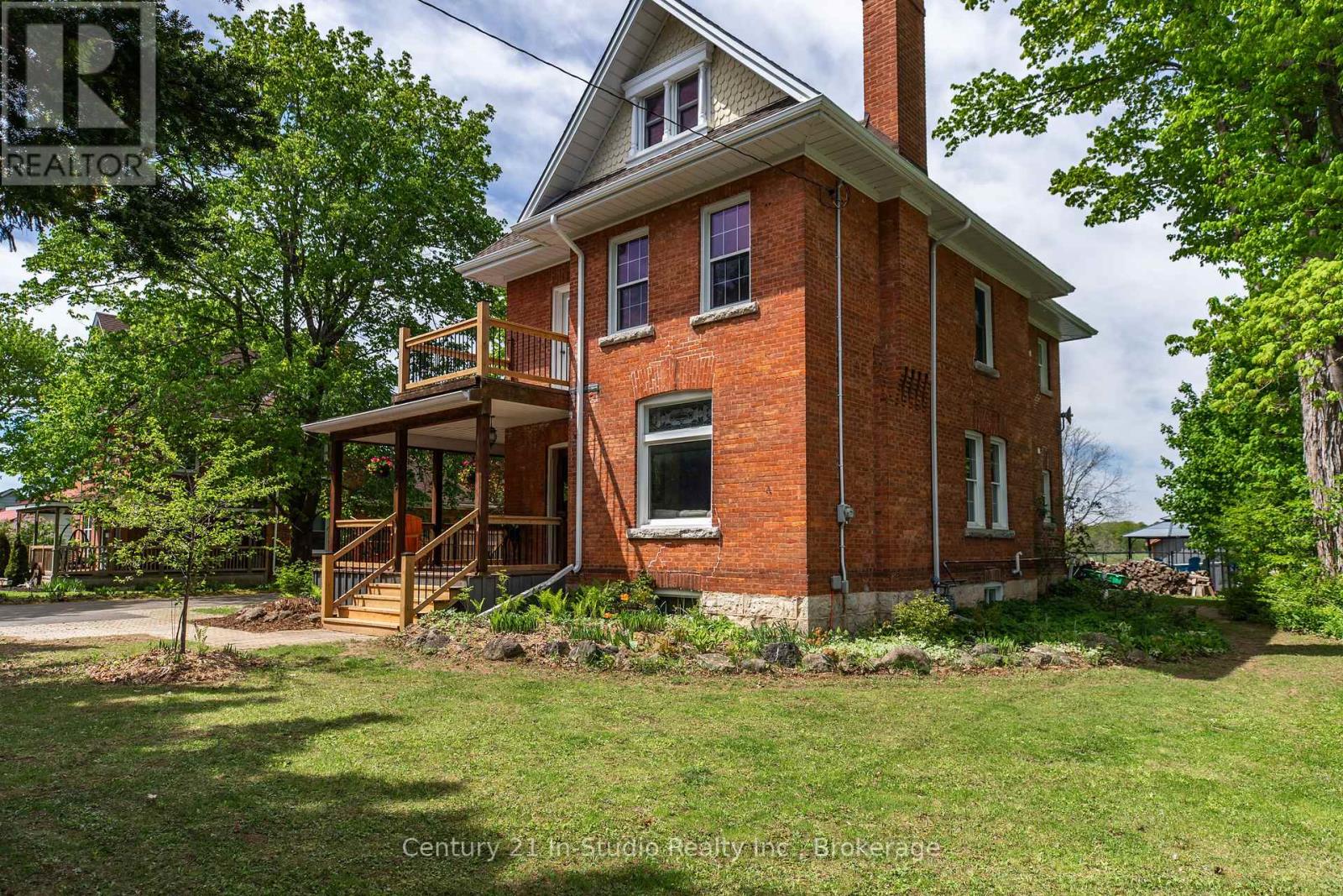 296 Garafraxa St Street, Chatsworth, Ontario  N0H 1G0 - Photo 12 - X12172159