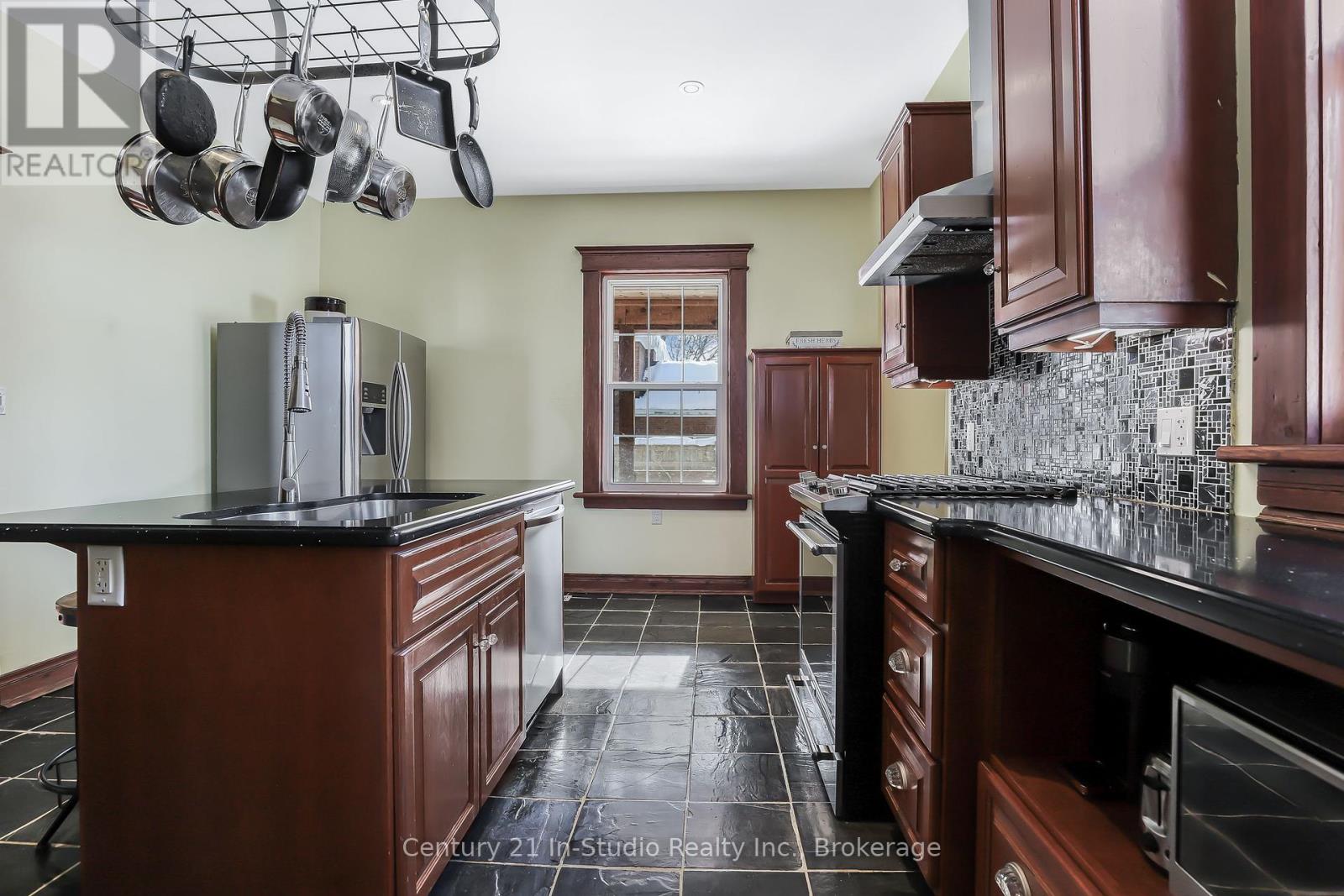 296 Garafraxa St Street, Chatsworth, Ontario  N0H 1G0 - Photo 29 - X12172159
