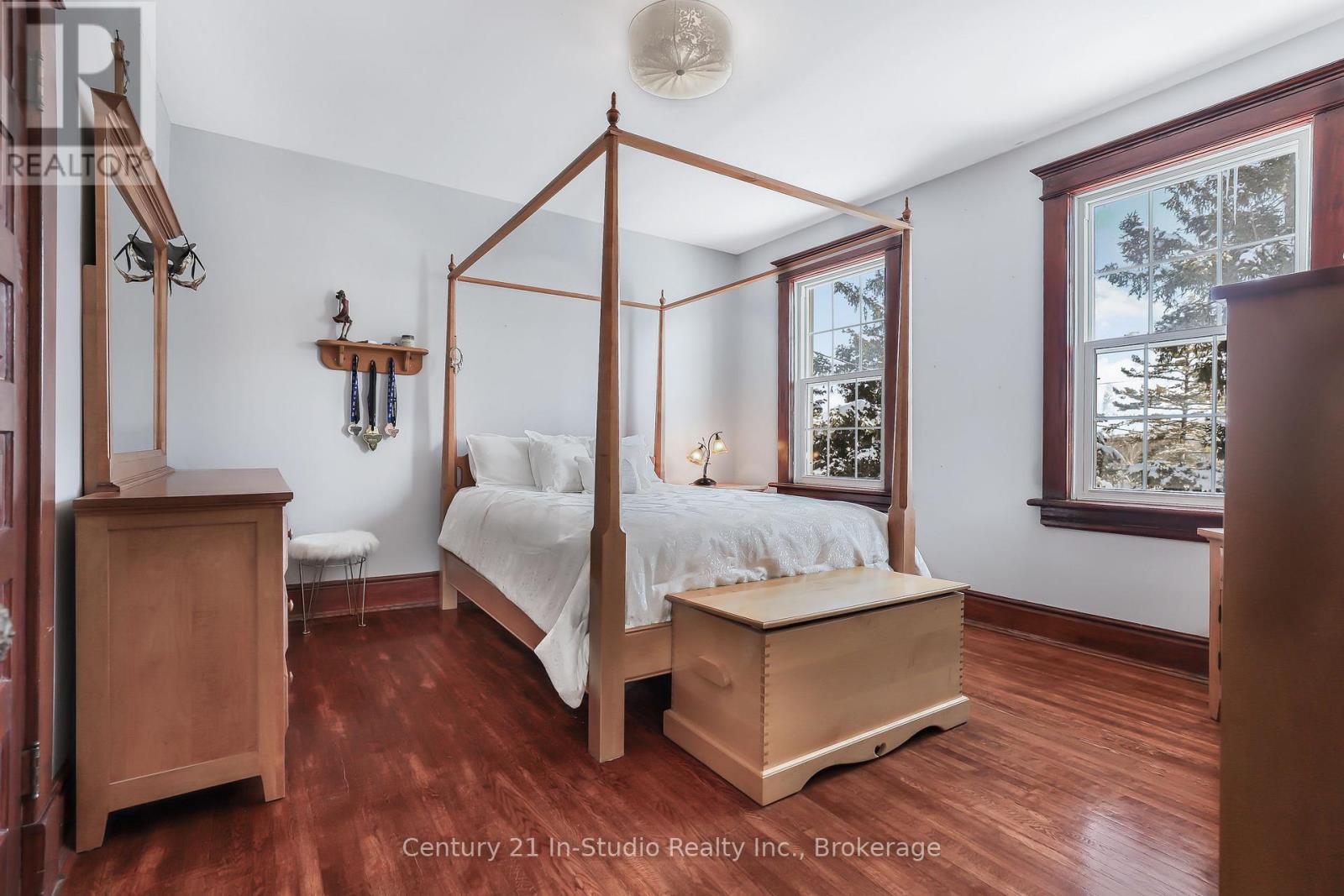 296 Garafraxa St Street, Chatsworth, Ontario  N0H 1G0 - Photo 39 - X12172159