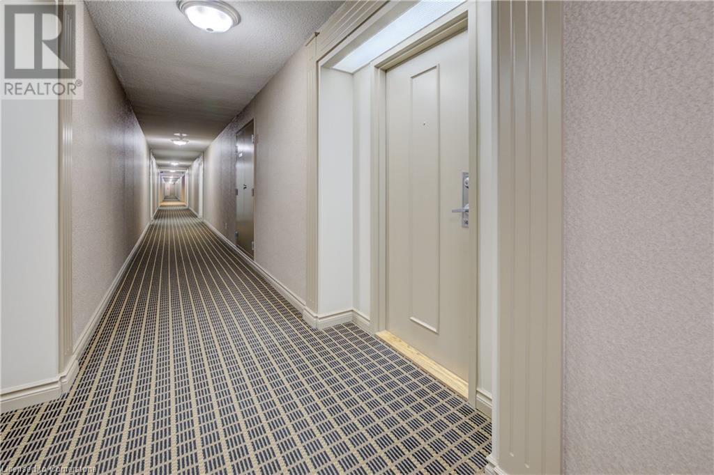 135 Hillcrest Avenue Unit# 1403, Mississauga, Ontario  L5B 4B1 - Photo 28 - 40728454