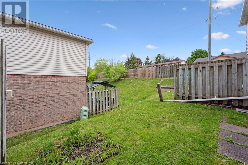 302 Bluevale Street N Unit# D, Waterloo, Ontario  N2J 4G3 - Photo 30 - 40726352