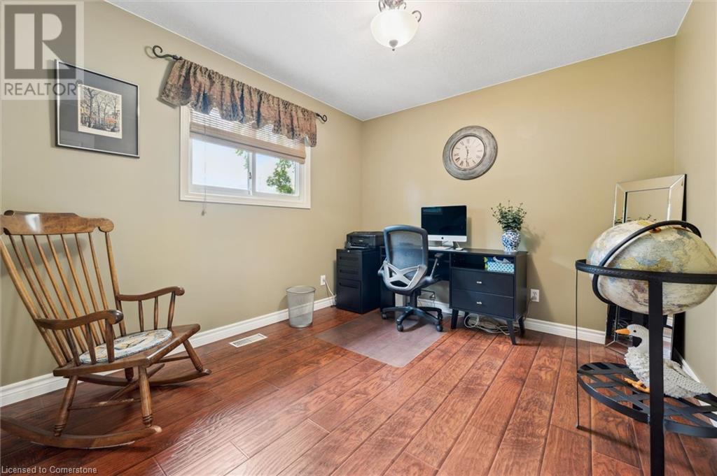 606 Rustic Drive, Waterloo, Ontario  N2K 2A8 - Photo 20 - 40733112