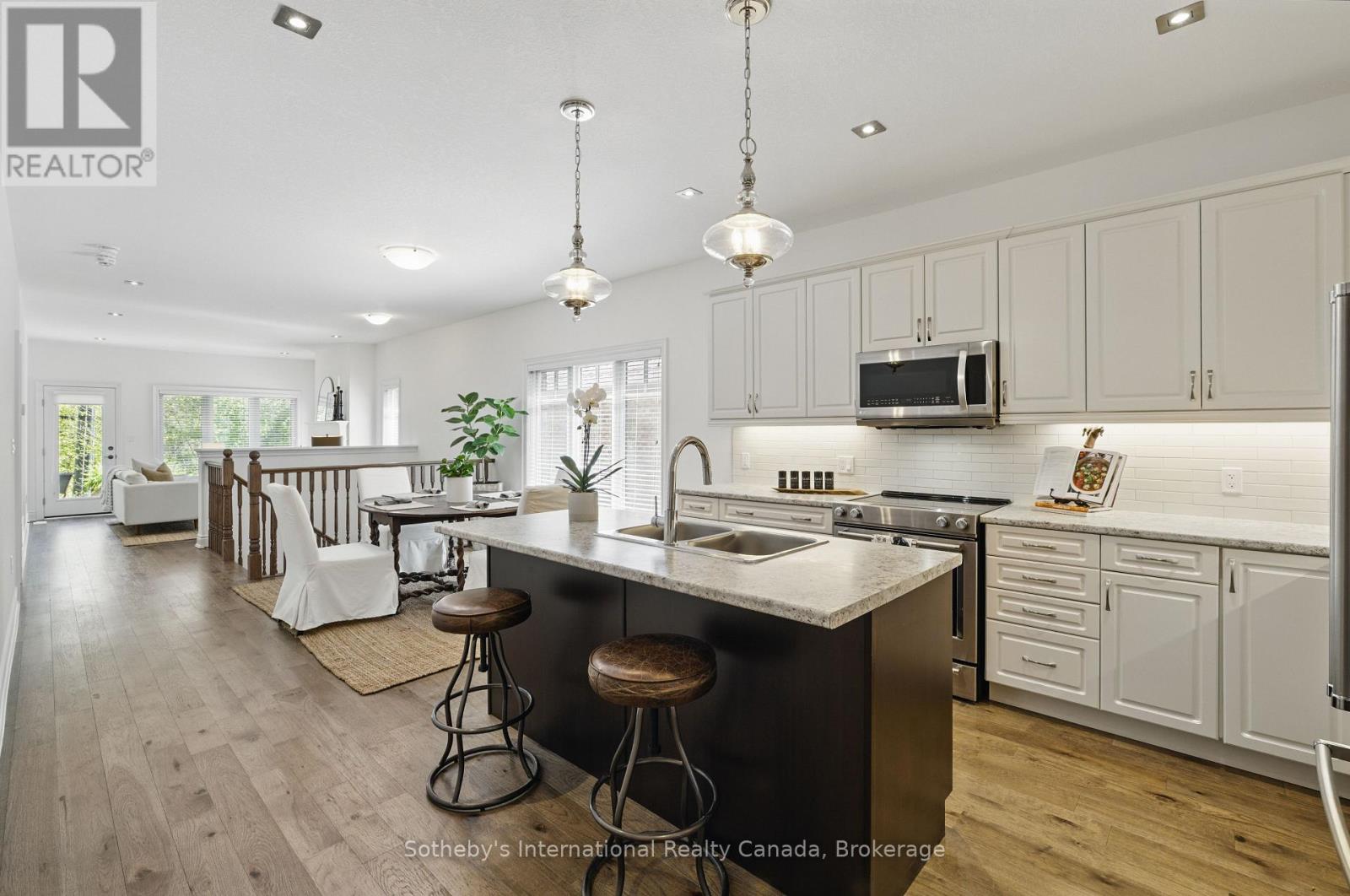 30 Serenity Place Crescent, Huntsville, Ontario  P1H 0C4 - Photo 12 - X12172855