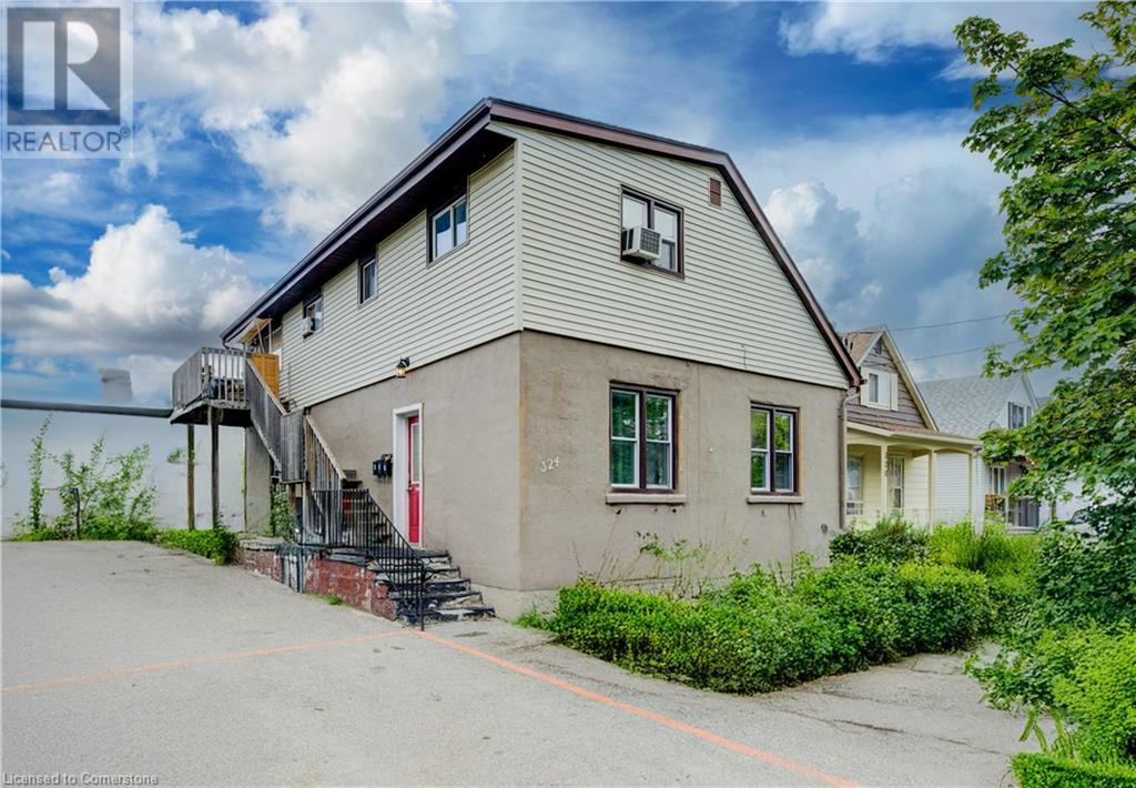 324 MAPLE Avenue, Kitchener, Ontario