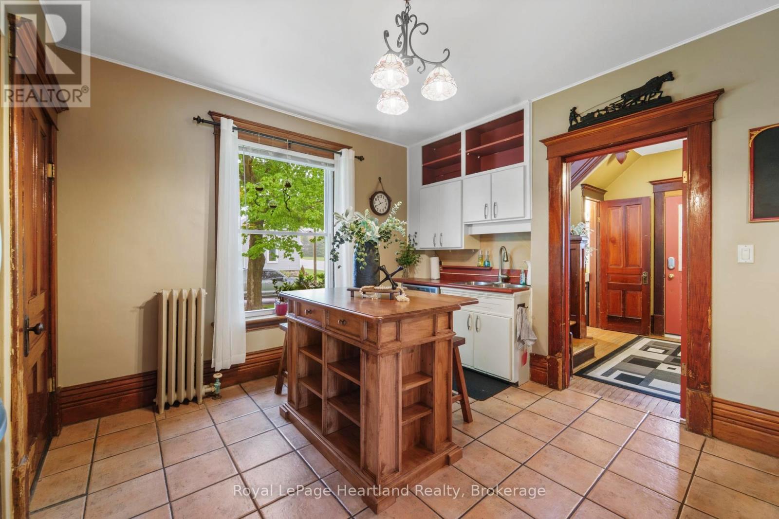 202 Mcconnell Street, North Huron, Ontario  N0M 1H0 - Photo 16 - X12173167