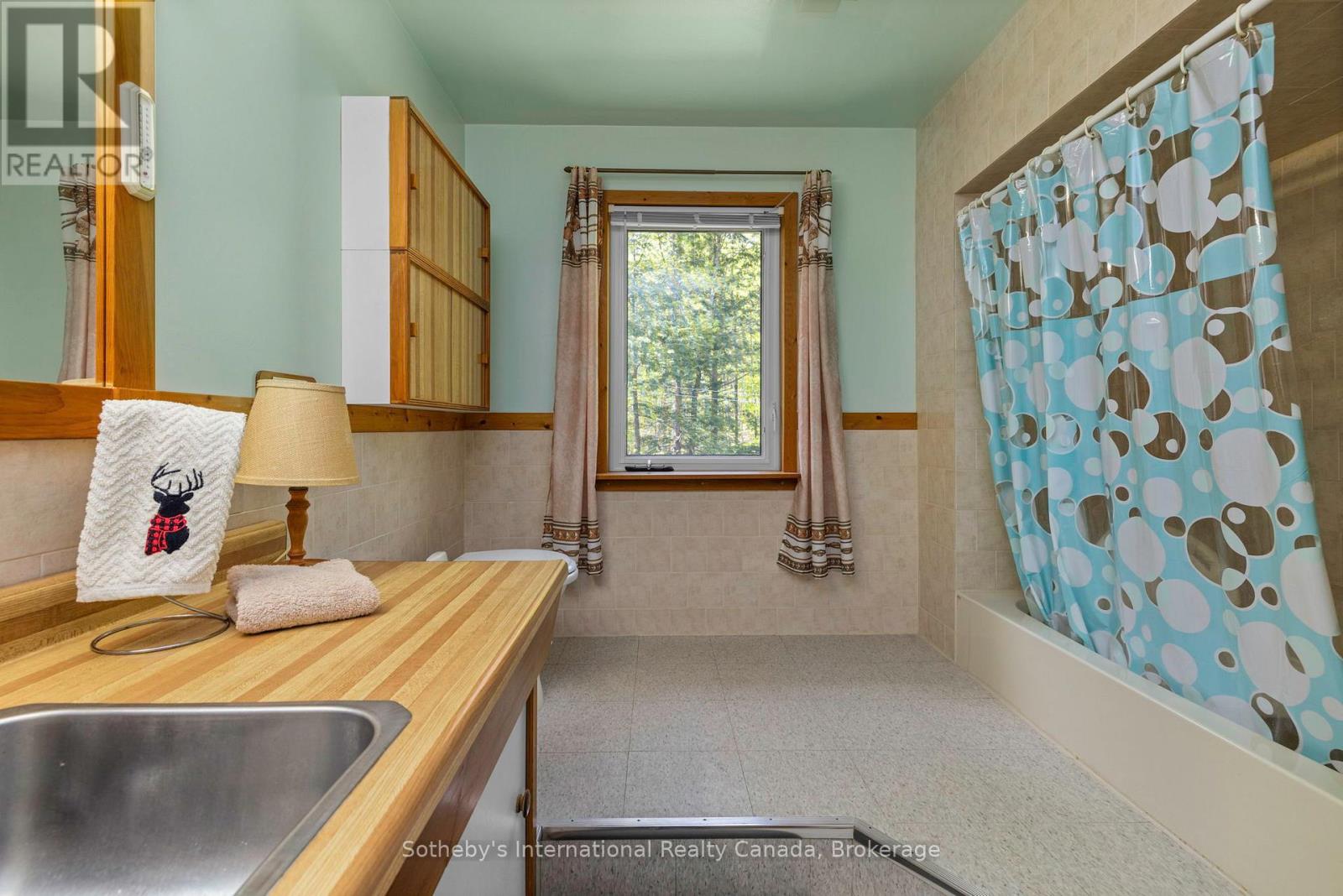 14 Burnegie Lane, Seguin, Ontario  P2A 2W8 - Photo 26 - X12173199