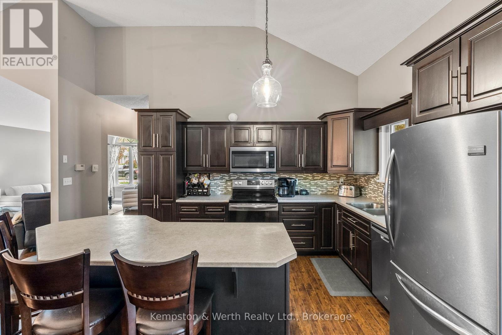 761 Scott Street W, North Perth, Ontario  N4W 1J5 - Photo 12 - X12173280