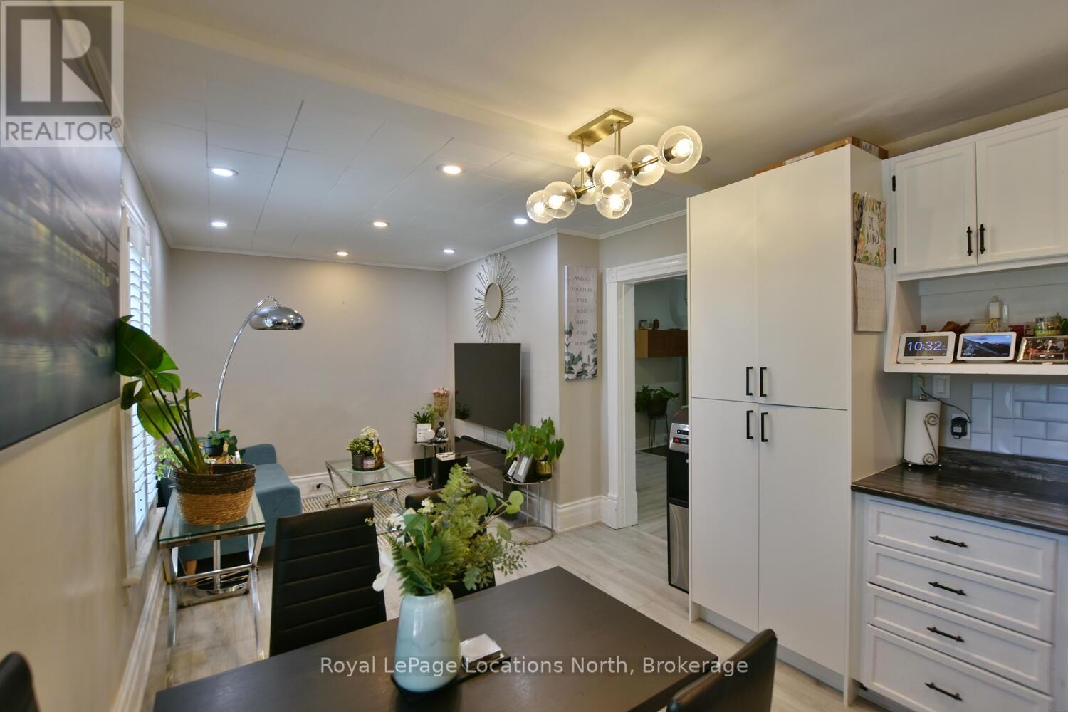 256 Ontario Street, Collingwood, Ontario  L9Y 1M9 - Photo 22 - S12173396