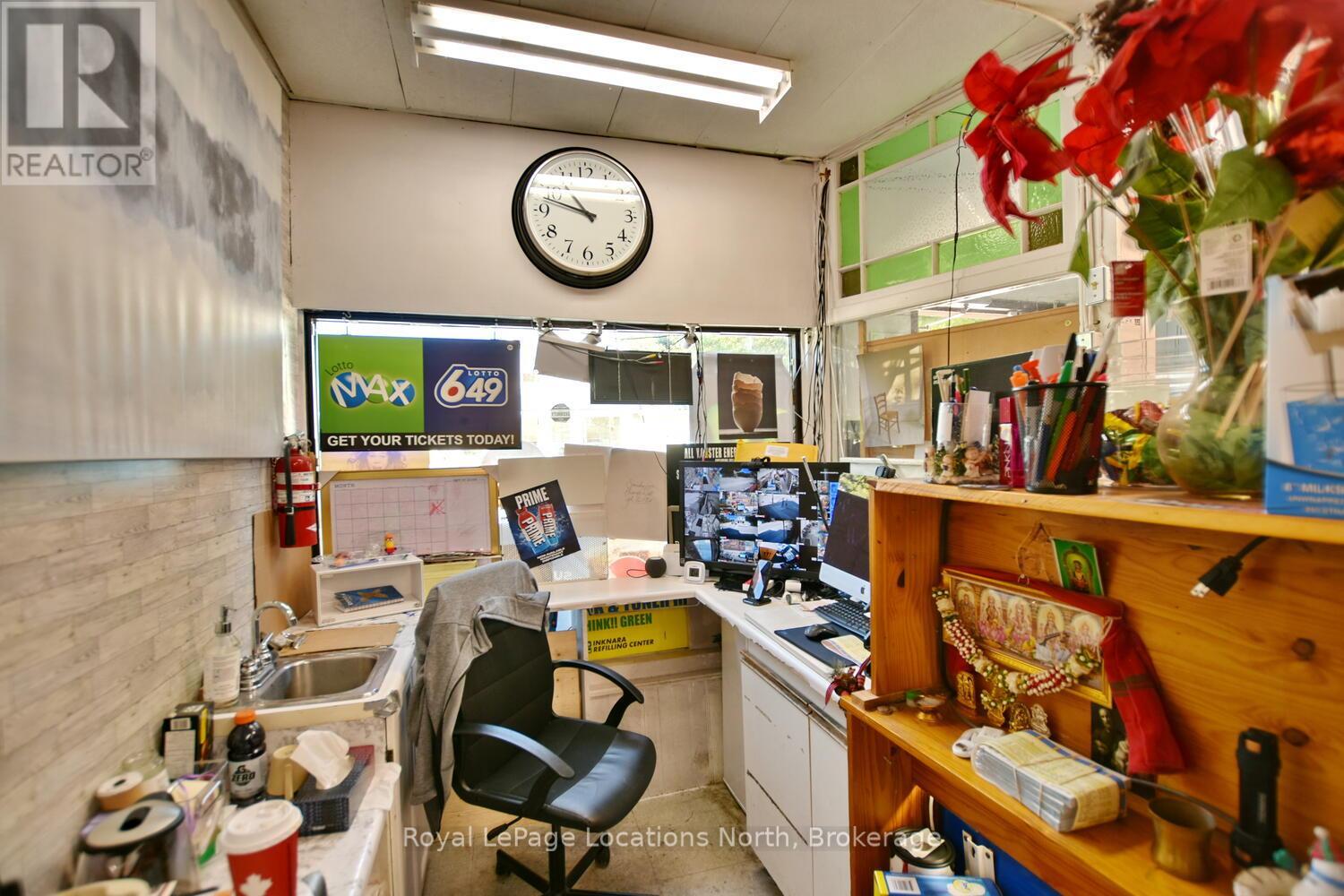 256 Ontario Street, Collingwood, Ontario  L9Y 1M9 - Photo 41 - S12173396