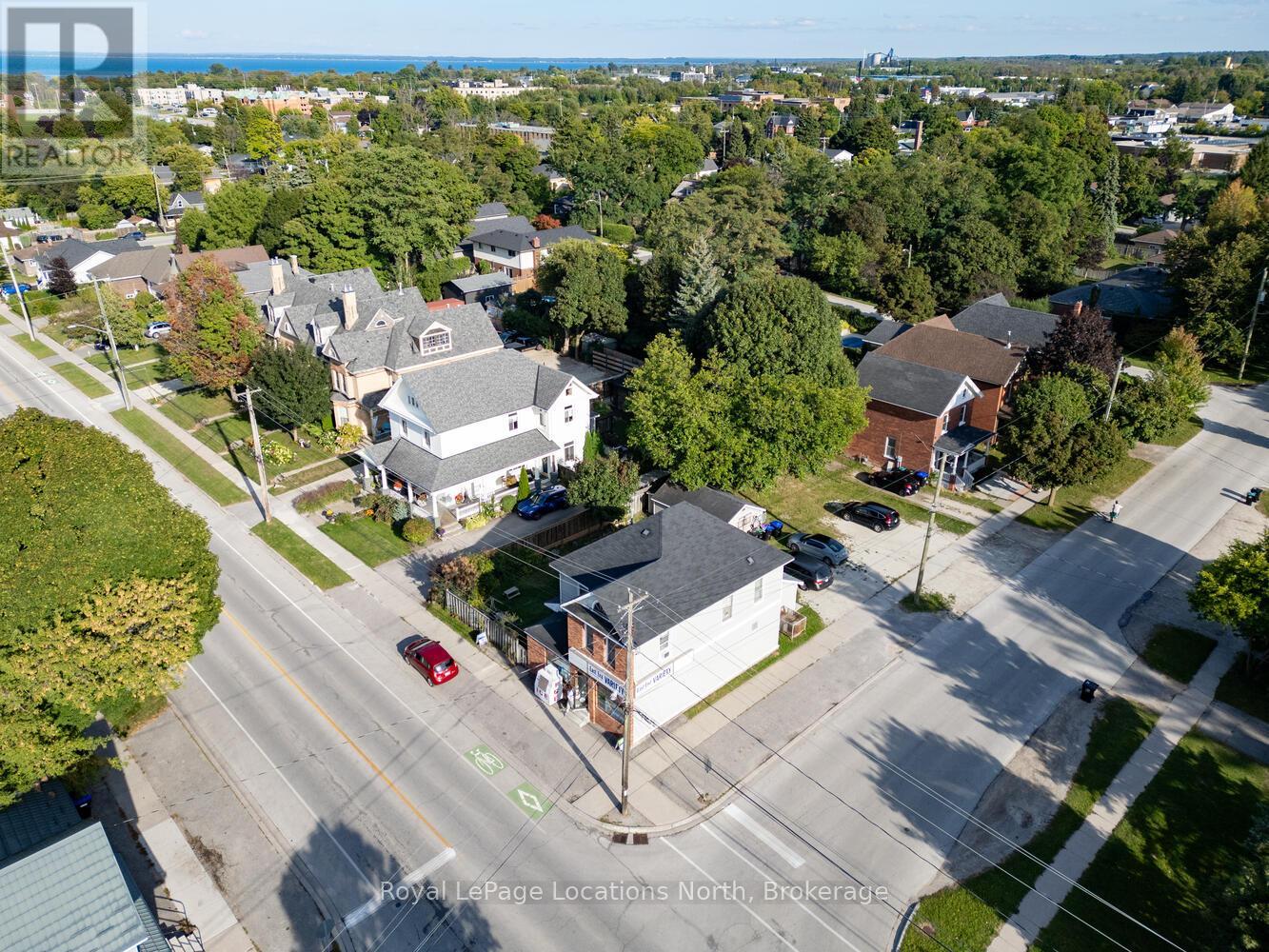 256 Ontario Street, Collingwood, Ontario  L9Y 1M9 - Photo 5 - S12173396