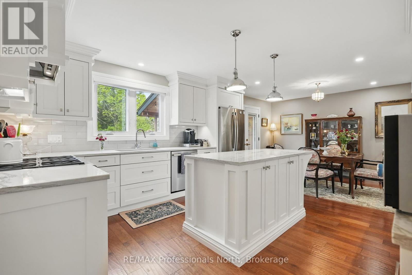 13 Fairy Avenue, Huntsville, Ontario  P1H 1G7 - Photo 13 - X12173448