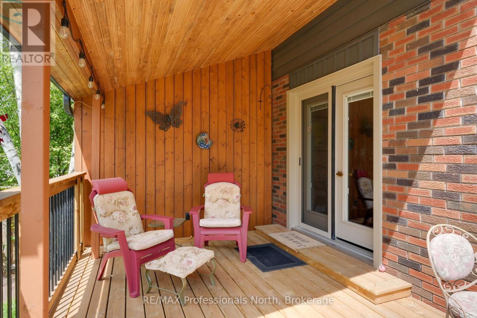 13 Fairy Avenue, Huntsville, Ontario  P1H 1G7 - Photo 42 - X12173448