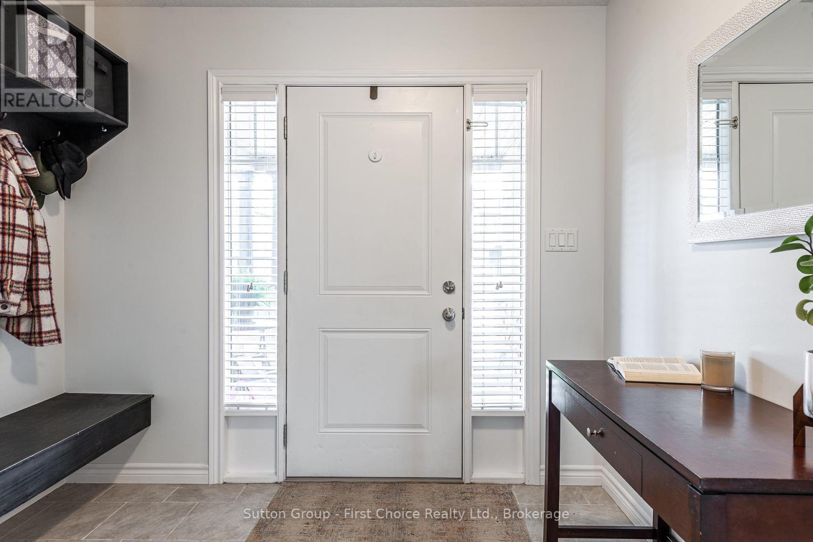 566 Forman Avenue, Stratford, Ontario  N5A 0C6 - Photo 6 - X12173518