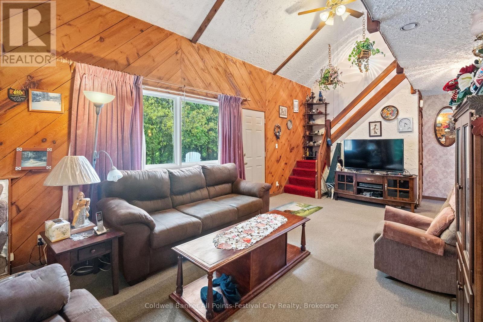 74387 Driftwood Drive, Bluewater, Ontario  N0M 1G0 - Photo 10 - X12173687