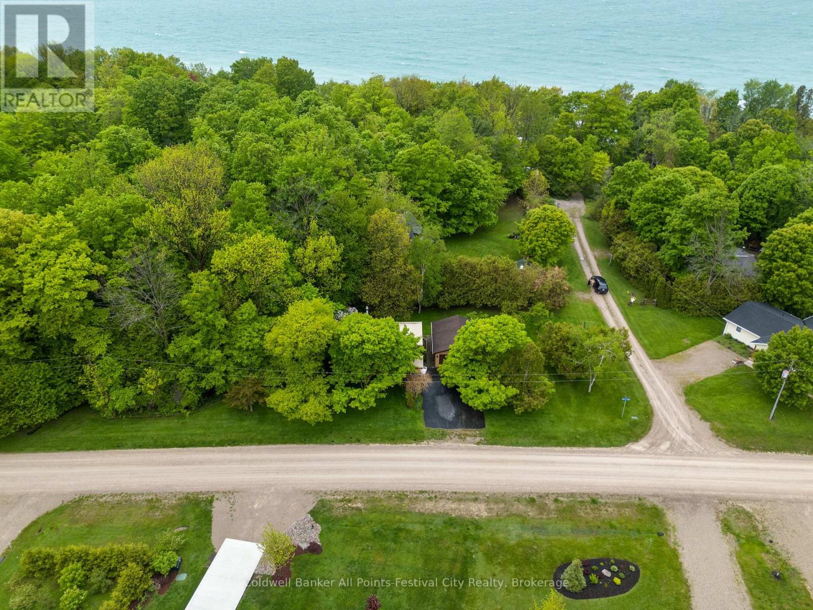 74387 Driftwood Drive, Bluewater, Ontario  N0M 1G0 - Photo 25 - X12173687