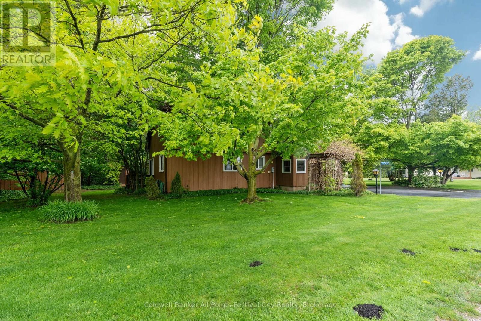 74387 Driftwood Drive, Bluewater, Ontario  N0M 1G0 - Photo 32 - X12173687