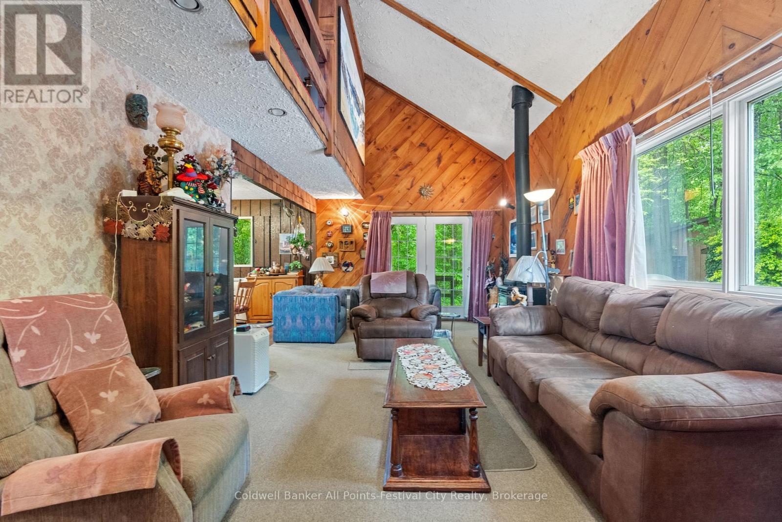 74387 Driftwood Drive, Bluewater, Ontario  N0M 1G0 - Photo 9 - X12173687