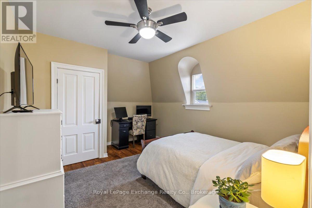 144 Yonge Street S, Arran-Elderslie, Ontario  N0H 2N0 - Photo 14 - X12173948