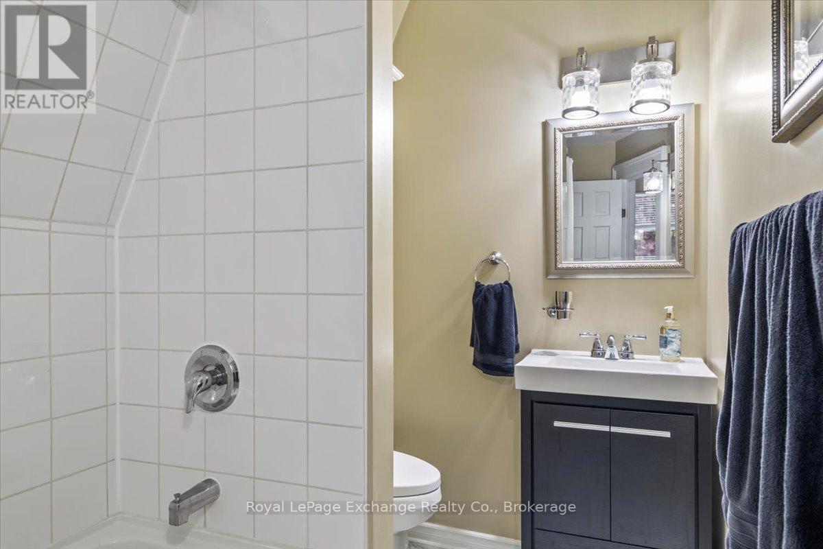 144 Yonge Street S, Arran-Elderslie, Ontario  N0H 2N0 - Photo 18 - X12173948