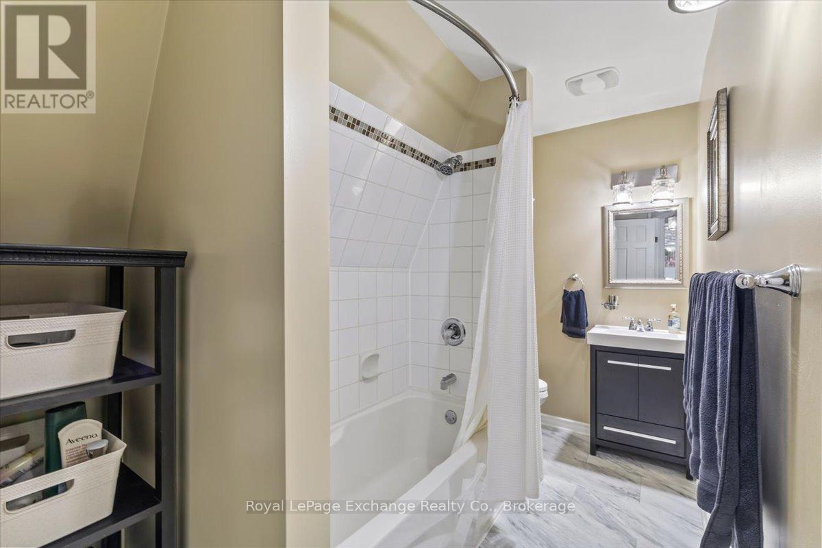 144 Yonge Street S, Arran-Elderslie, Ontario  N0H 2N0 - Photo 19 - X12173948