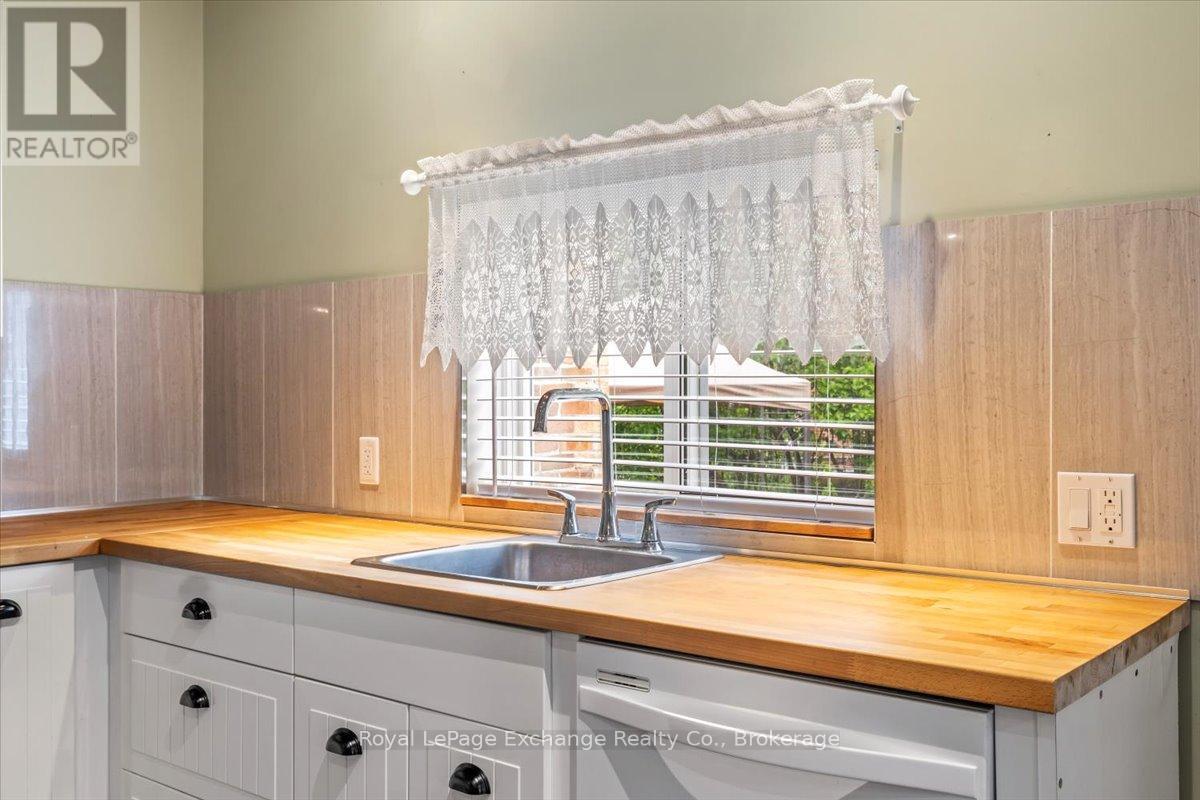 144 Yonge Street S, Arran-Elderslie, Ontario  N0H 2N0 - Photo 35 - X12173948