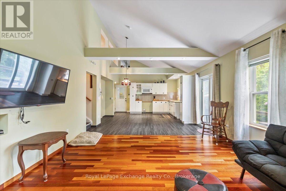 144 Yonge Street S, Arran-Elderslie, Ontario  N0H 2N0 - Photo 37 - X12173948