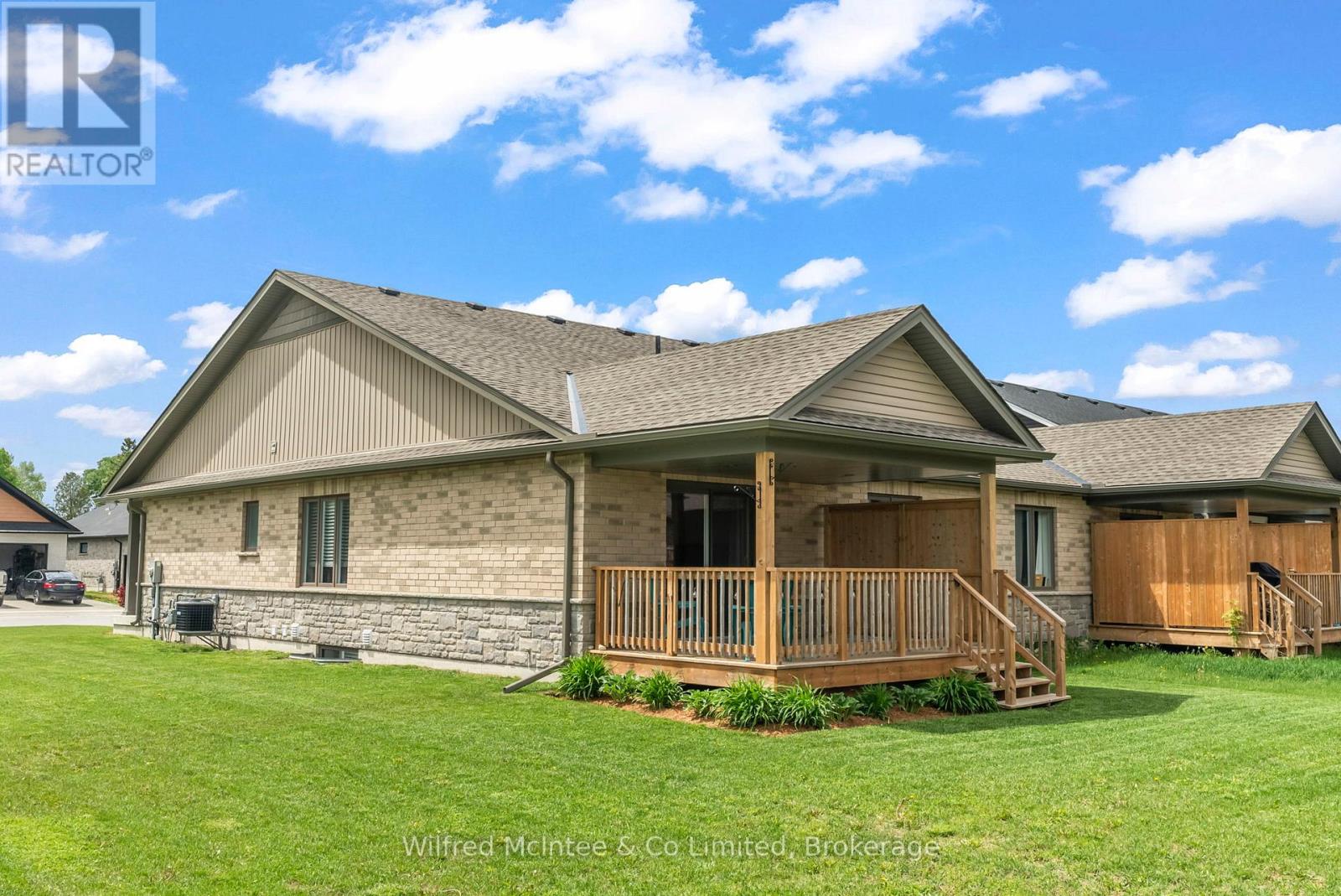 201 Eccles Avenue, West Grey, Ontario  N0G 1R0 - Photo 29 - X12173997
