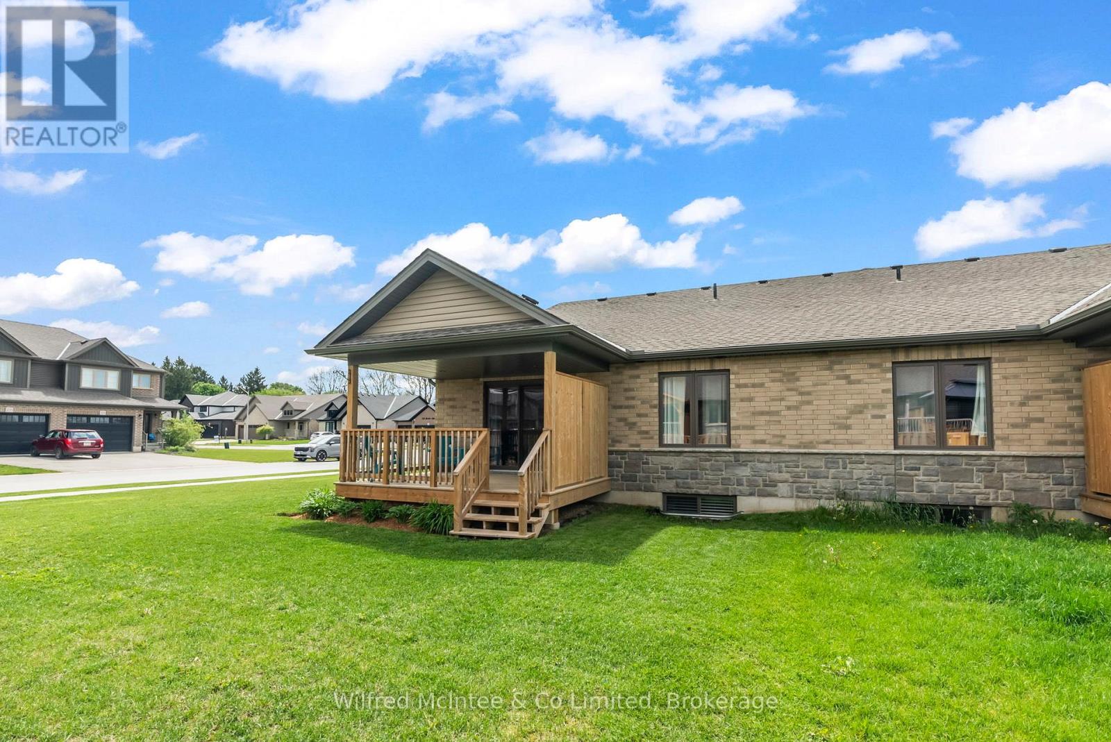 201 Eccles Avenue, West Grey, Ontario  N0G 1R0 - Photo 30 - X12173997