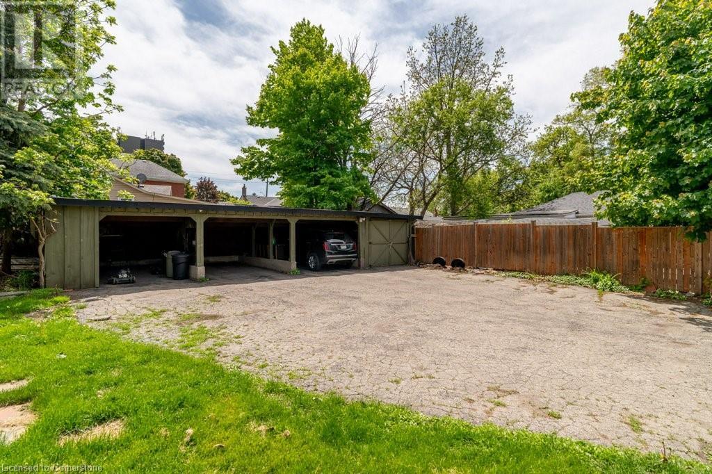 31 Bruce Street, Cambridge, Ontario  N1R 2E1 - Photo 3 - 40733323