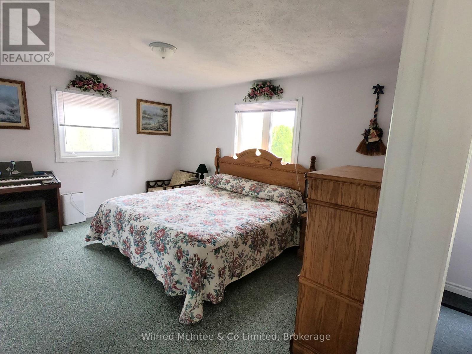 35 Bryant Street, South Bruce Peninsula, Ontario  N0H 2T0 - Photo 13 - X12174067