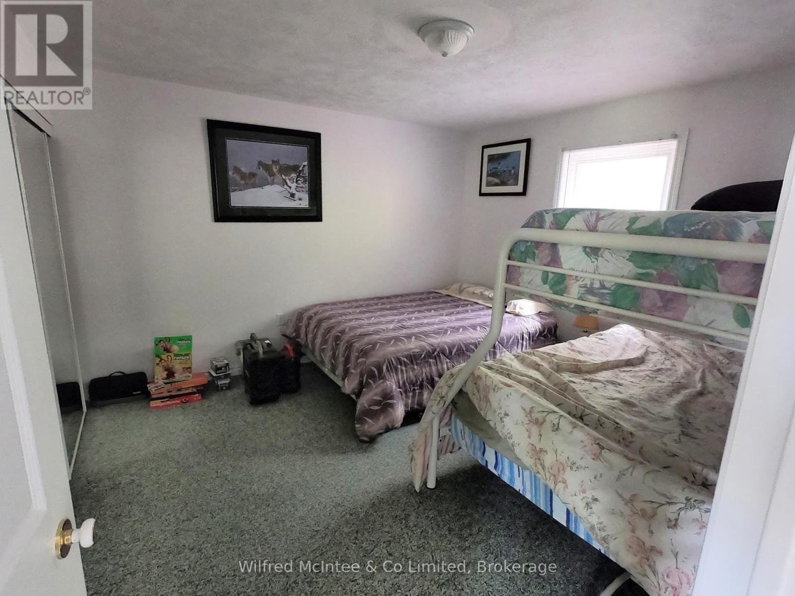 35 Bryant Street, South Bruce Peninsula, Ontario  N0H 2T0 - Photo 17 - X12174067