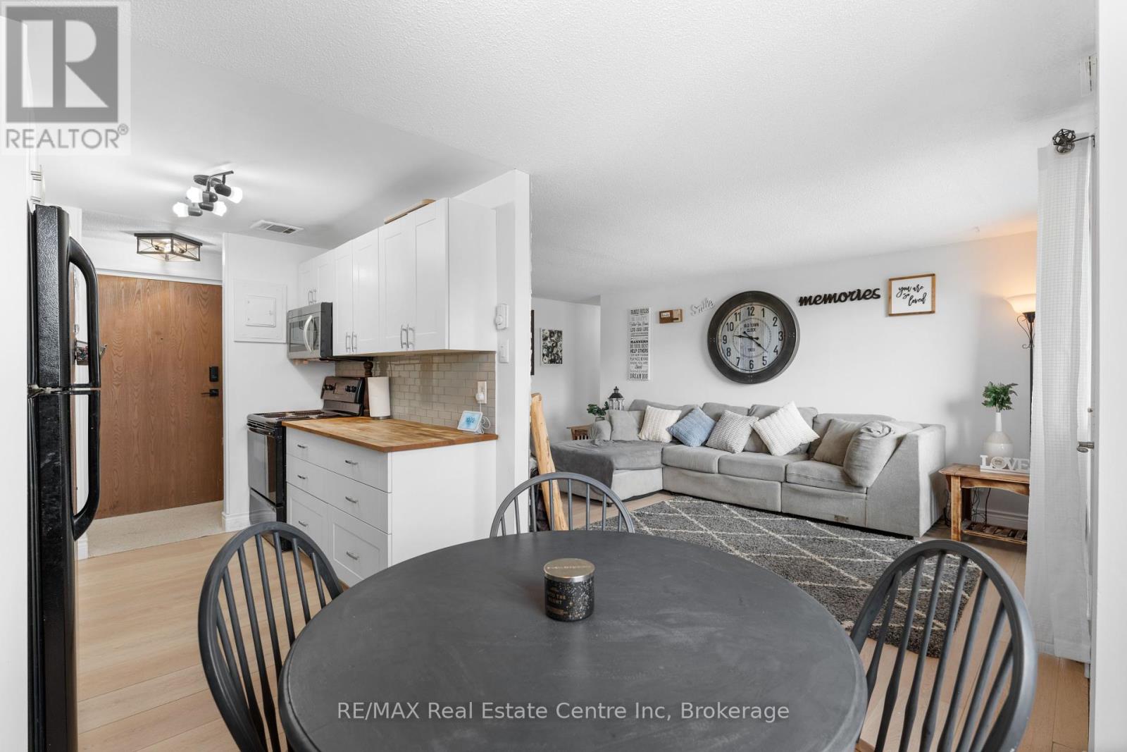 305 - 4 Avalon Place, Kitchener, Ontario  N2M 4N6 - Photo 16 - X12174113