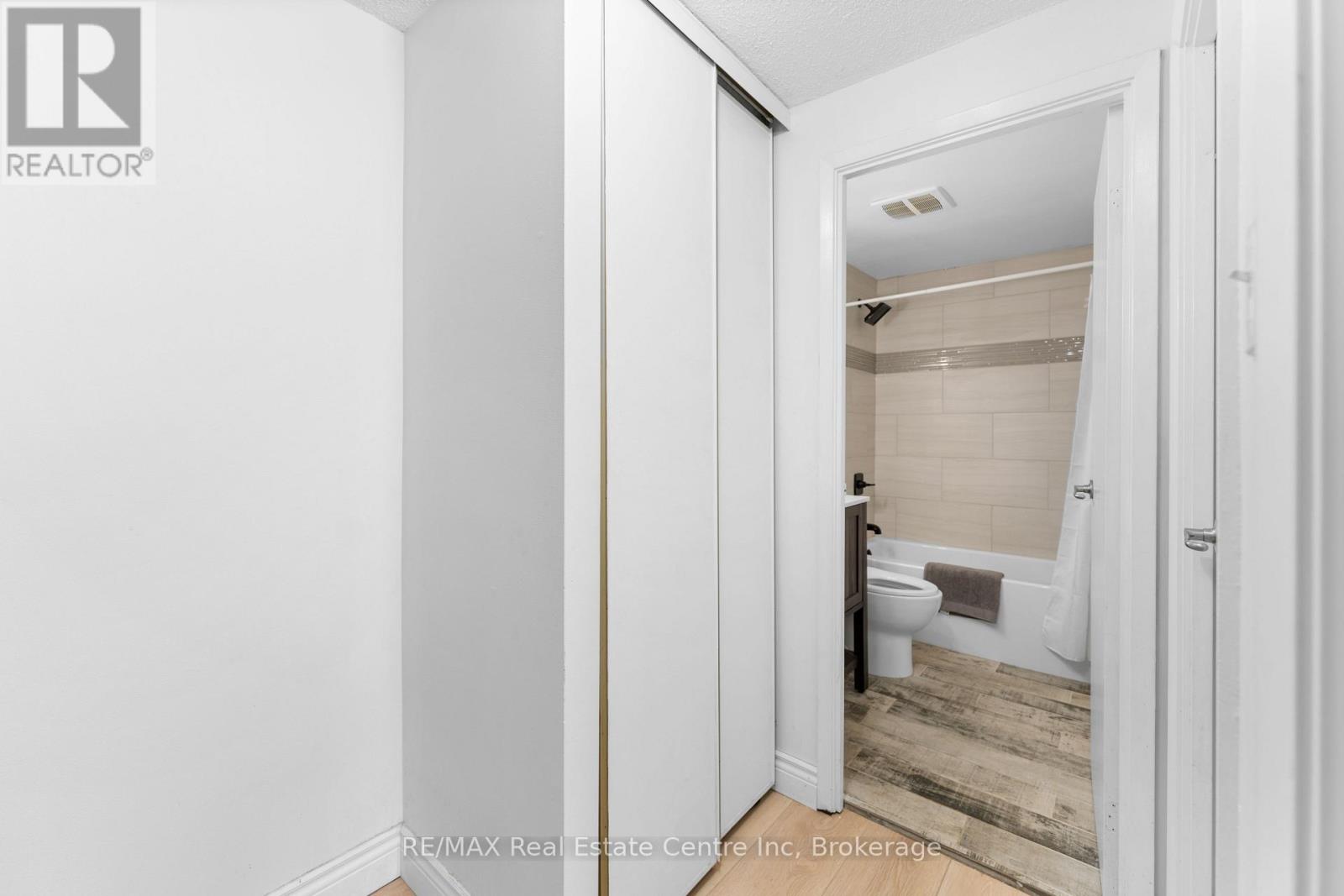 305 - 4 Avalon Place, Kitchener, Ontario  N2M 4N6 - Photo 25 - X12174113