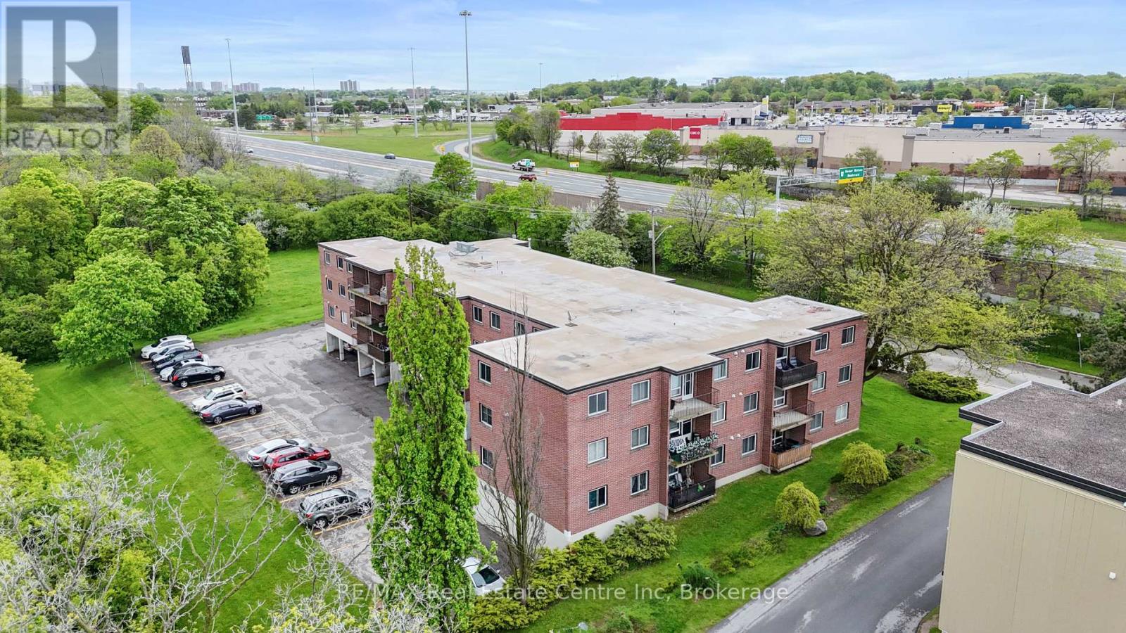 305 - 4 Avalon Place, Kitchener, Ontario  N2M 4N6 - Photo 3 - X12174113