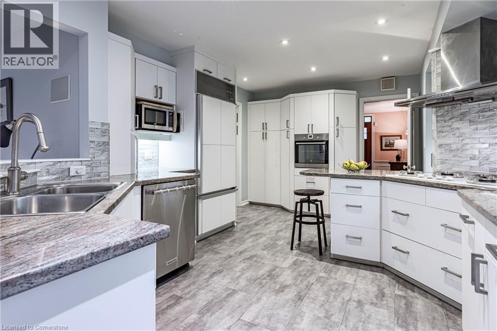 134 Broad Leaf Crescent, Ancaster, Ontario  L9G 3M5 - Photo 14 - 40729997