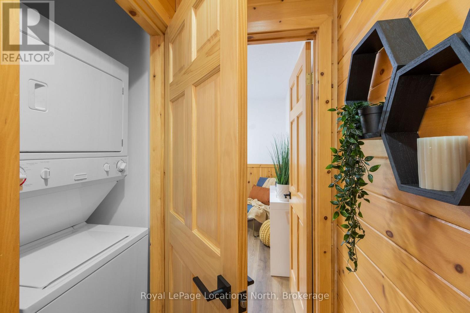 15 Madawaska Trail, Wasaga Beach, Ontario  L9Z 1X7 - Photo 22 - S12175070