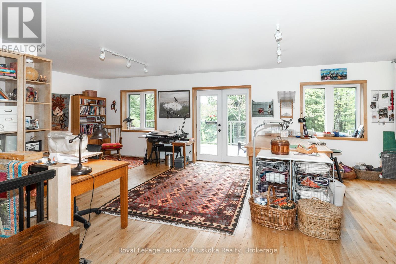195 River Valley Drive, Huntsville, Ontario  P0B 1C0 - Photo 19 - X12175066