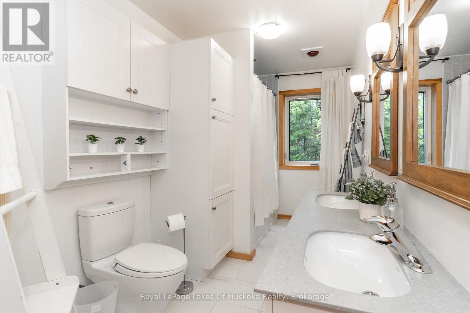 195 River Valley Drive, Huntsville, Ontario  P0B 1C0 - Photo 24 - X12175066